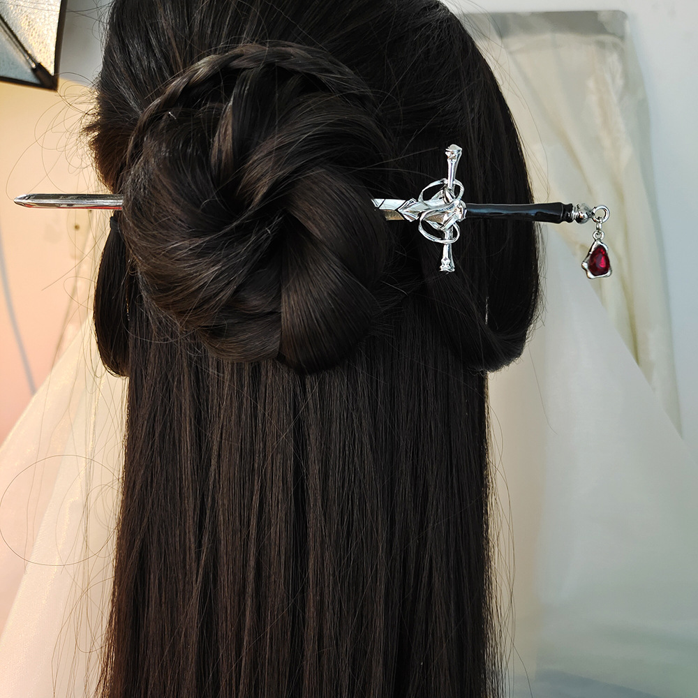 عصا شعر معدنية عتيقة على شكل س - مراجعة Hanbok Hair Pin وسعره